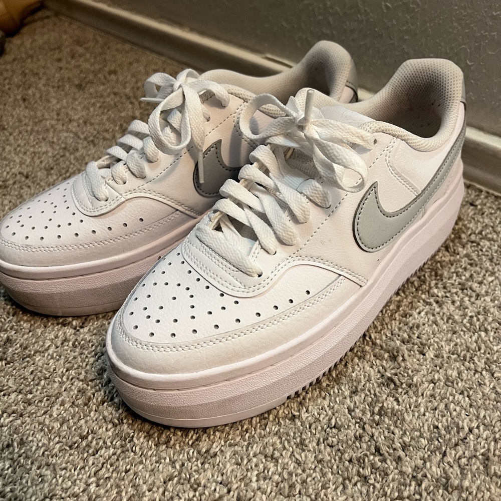 Nike Court Vision Alta